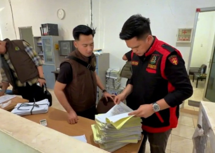 Dalami Dugaan Korupsi SPB, Kejati Sumsel Geledah KUPP Sungai Lumpur dan Sita 17 Bundel Dokumen
