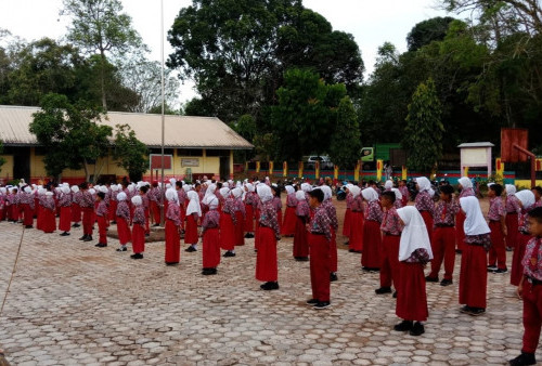 MPLS Hari Pertama, Sejumlah Murid Tampak Gembira