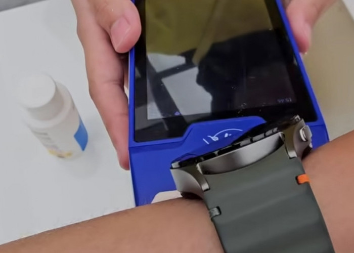 Inovasi Pembayaran Digital, QRIS Tap myBCA Kini Bisa Digunakan di Samsung Galaxy Watch