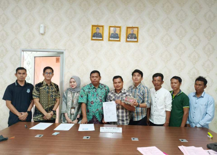 Kejari Ogan Ilir Terima Uang Pengembalian Dugaan Penyalahgunaan Dana Desa Pematang Bungur