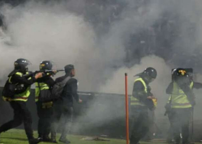 Akibat Tragedi Sepakbola di Kanjuruhan, PT LIB Hentikan Liga 1 untuk Sementara