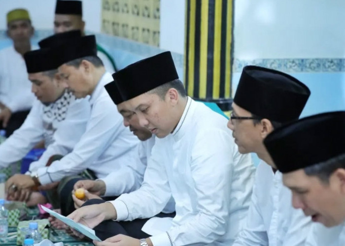 Malam Tahun Baru 2025, Bupati Ogan Ilir Ajak Masyarakat Introspeksi Diri Apa yang Telah Dilakukan Tahun Lalu