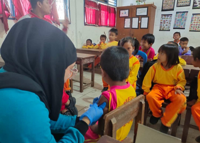 Cegah Penyakit Menular, 16 Sekolah Dasar Di Kabupaten OKI Imunisasi BIAS