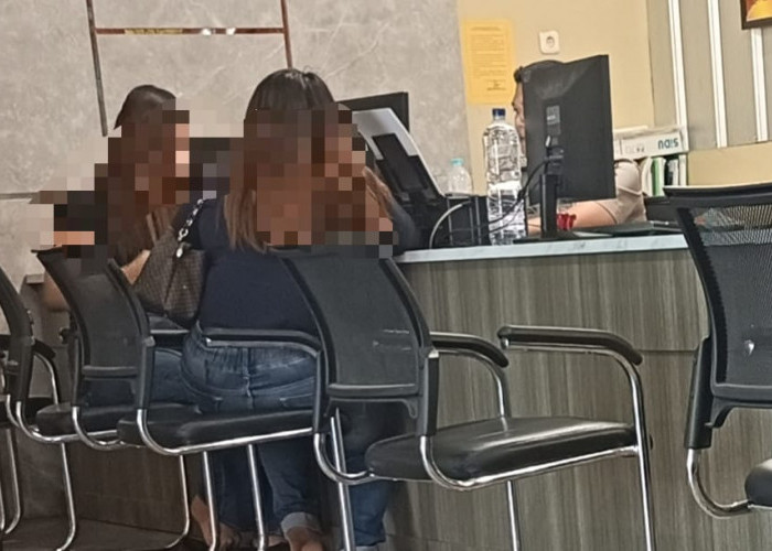Terungkap Alasan Wanita Rambut Pirang Dihajar Suami Siri di Parkiran Karaoke, Oh Ternyata?    