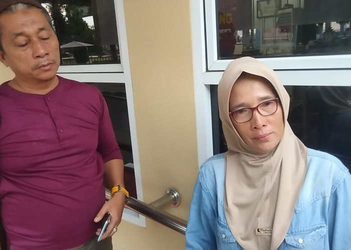 Pasal Belum Lunasi Hutang, Wanita Ini Tak Diizinkan Pulang Hp Dirampas, Takut Keluarga Terancam 