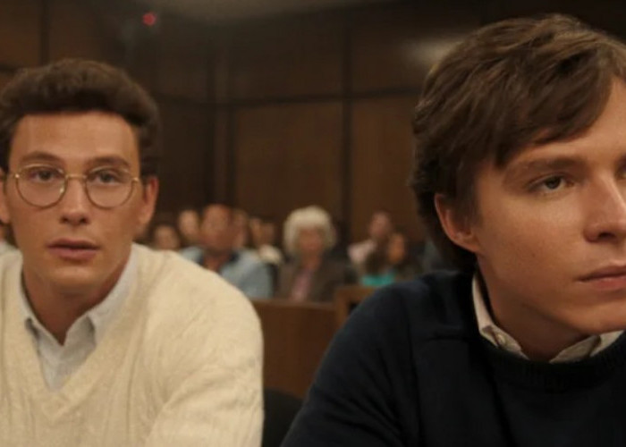 Libur Sekolah 2025: Film Monster The Lyle and Erik Menendes Kisah Nyata yang Mengejutkan, Bukan di Rebahin