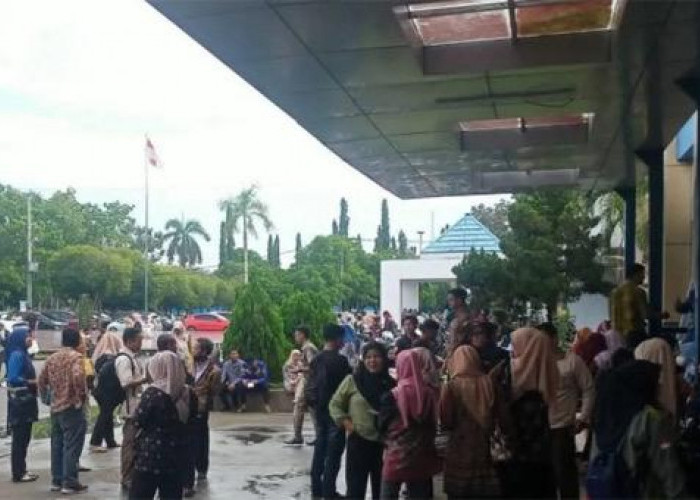 Peserta PPPK Paruh Waktu Keluhkan Layanan RSUD Kayuagung Lamban