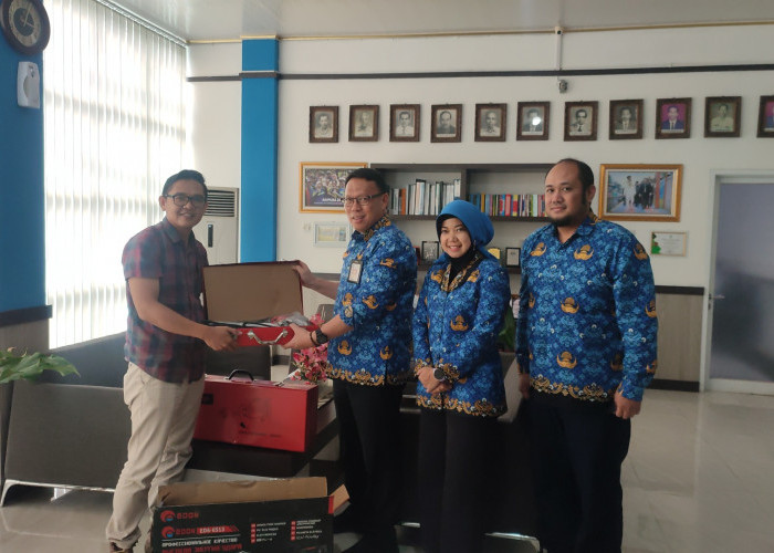 Dibutuhkan, Dinas PUPR Palembang Terima CSR Alat Bongkar Beton dari Bank BRI