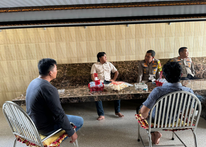 Cegah Konflik, Polres OKI Sambang Patroli Dialogis di Desa Sungai Sodong Mesuji