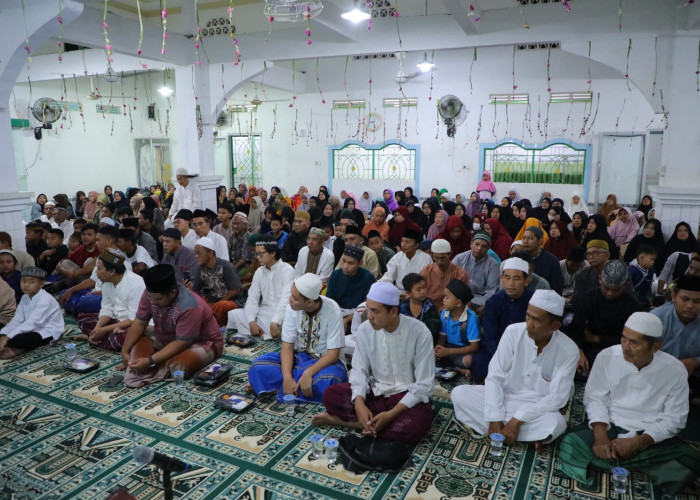  Masjid Jami' Assalam Makrayu Gelar Maulid Nabi, Diikuti Ratusan Jemaah