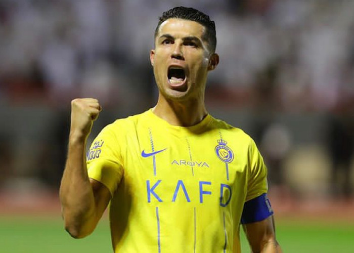 Ronaldo Bikin Ulah Lagi di Al Nassr, Bonus Nggak Diambil Disumbangi Buat Klub Mau Belanja Apa Aja Silahkan! 