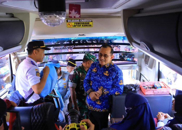 Sekda Edward Candra Lepas Ratusan Pemudik, Program Herman Deru–Cik Ujang Hadirkan Perjalanan Aman