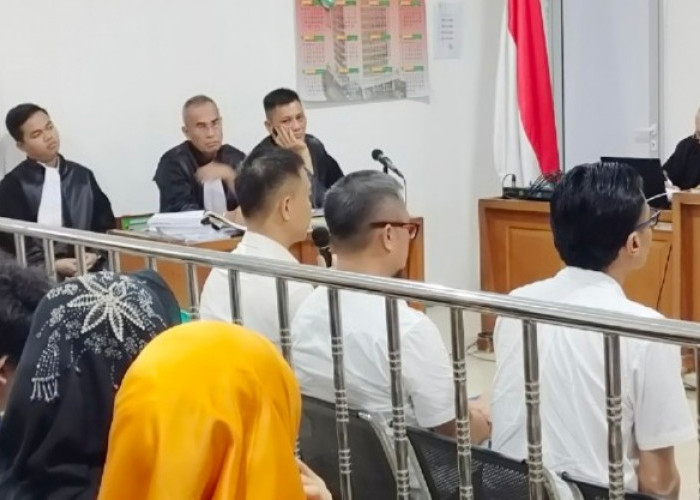 Tuntutan Belum Siap, Sidang 3 Terdakwa Korupsi Proyek Pokir Anita Noeringhati Ditunda