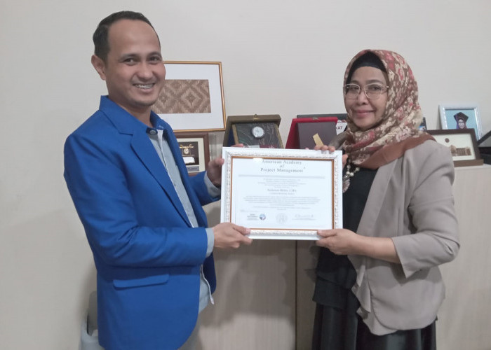 Prestasi Luar Biasa, Dosen UBD Palembang Raih Certified Marketing Analyst di level internasional