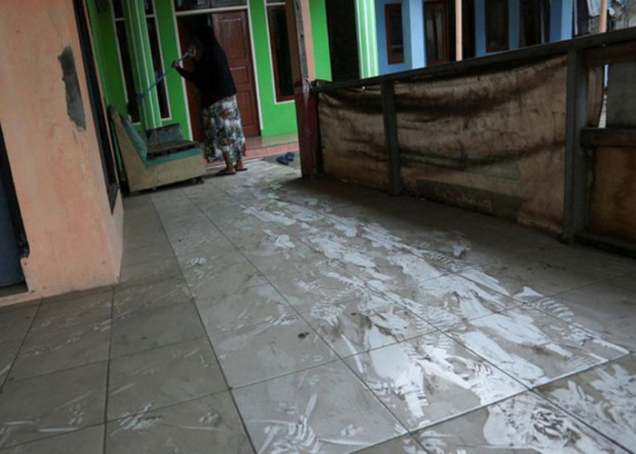 Abu Vulkanik Anak Krakatau Menyebar Sampai Sejauh Mana? ini Penjelasan BMKG