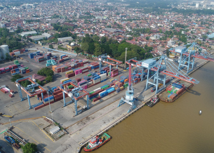 Pertumbuhan Arus Peti Kemas Internasional Tembus 11%, Sinyal Positif bagi Ekonomi Indonesia
