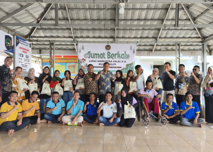 Lapas Narkotika Kelas IIA Muara Beliti Bagikan Bantuan Sosial untuk Warga Binaan Pemasyarakatan