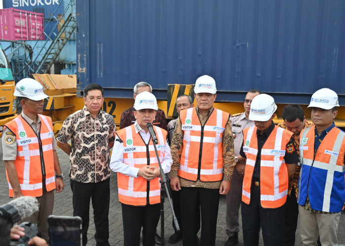 Pelindo Regional 2 Palembang Dukung Pelepasan Ekspor Komoditas di Terminal Petikemas Pelabuhan Boom Baru 