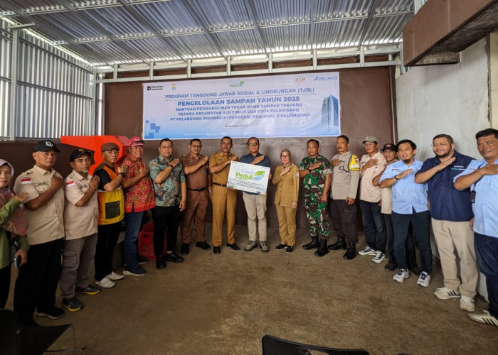 Pelindo Regional 2 Palembang Salurkan Bantuan Pembangunan TPS3R dan Mesin Pencacah Plastik Ke Kecamatan IT II
