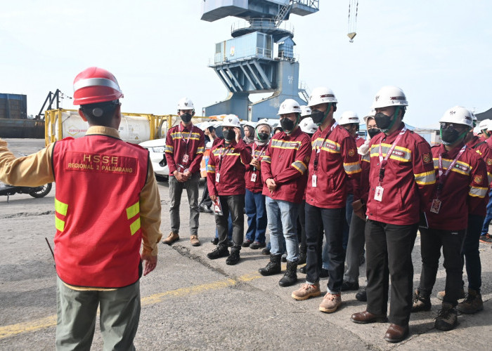 Dari Pelabuhan Untuk Keselamatan Kerja: Pelindo Regional 2 Palembang Dukung Sertifikasi K3
