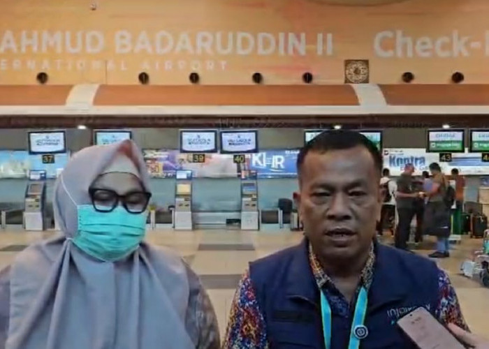 4 Pesawat Tertahan di Udara Palembang, Asap Makin Pekat Jarak Pandang Sempat 700 Meter