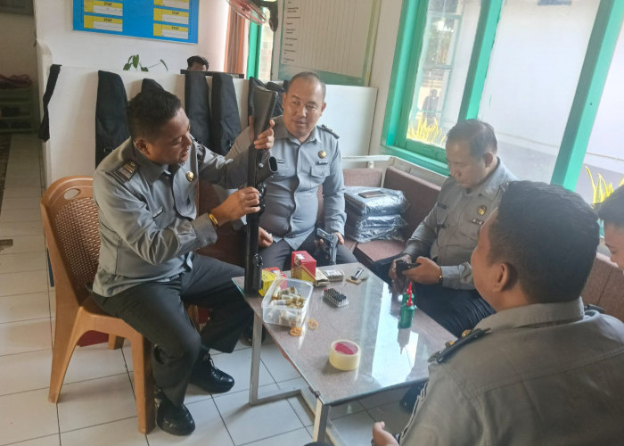 Tingkatkan Kewaspadaan, Lapas Narkotika Kelas IIA Muara Beliti Lakukan Pengecekan Senjata