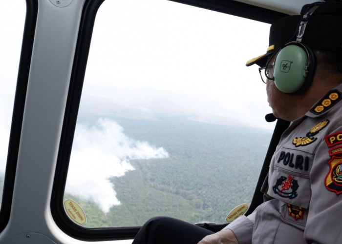 Dari Langit Pantau Api, dari Darat Berjibaku! Helikopter AW 169 Dikerahkan Hadapi Karhutla OKI