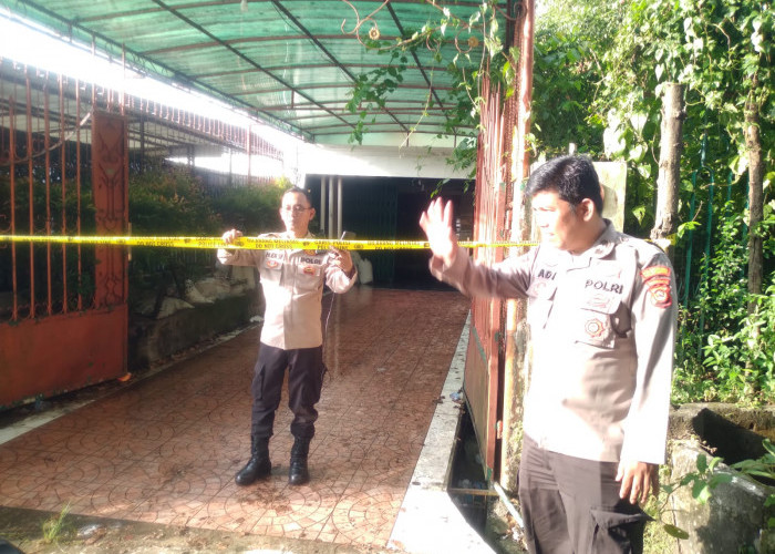 Kebakaran Hanguskan Satu Unit Rumah Kosong di Palembang, Driver Ojol Teriak Api dan Asap Tebal