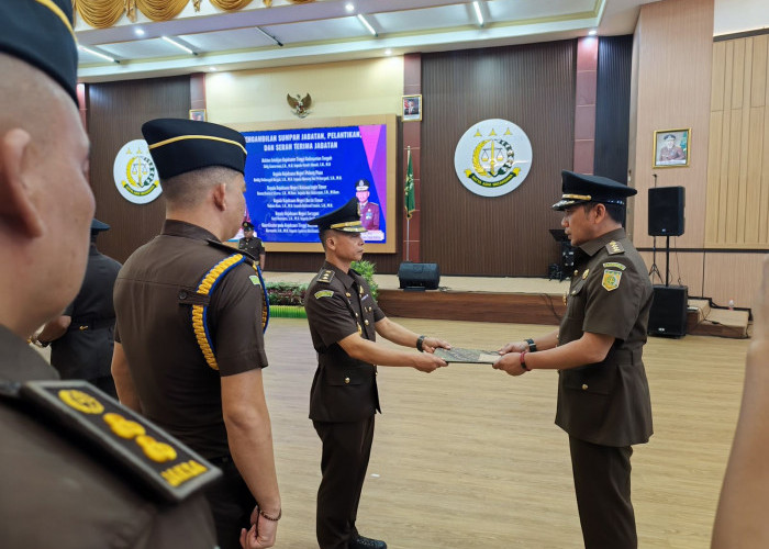 Hendri Hanafi Promosi Jabat Asisten Intelijen Kejati Kalteng, Sumantri Jabat Kajari OKI 