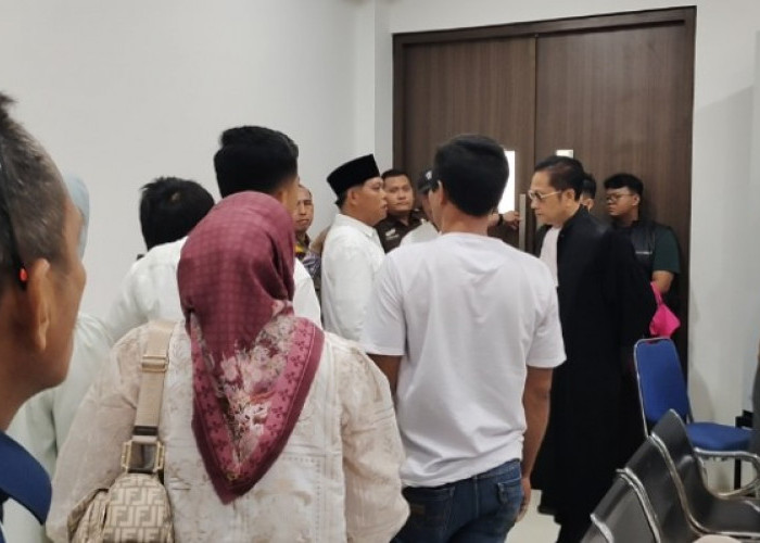 Usai Divonis 4 Tahun Penjara, Terdakwa Kholizol Bersitegang dengan JPU: Sebut Ada Kezaliman