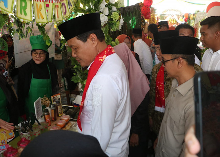 Edison Tekankan Pentingnya Pendidikan Berkarakter