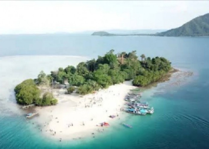 Trip ke Pulau Kelagian Lunik, Surga Snorkeling Murah di Lampung yang Ramah di Kantong Backpacker