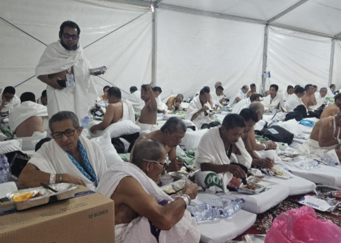 Hari Ini Jemaah Haji Indonesia Jalani Wukuf di Arafah, Puncak Ibadah Haji yang Penuh Haru