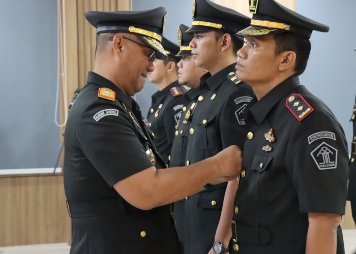 Dorong Transformasi Pelayanan Publik, Kakanwil Kemenkumham Sumsel Lantik 7 Pejabat Baru di Palembang