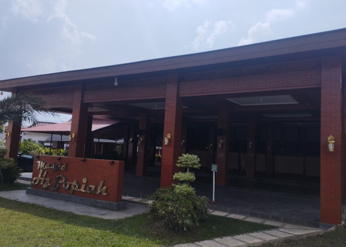 Masjid Hj Sopiah, Bukti Cinta dan Bakti Sang Anak Kepada Ibunda, Jadi Destinasi Wisata Religi Kota Palembang