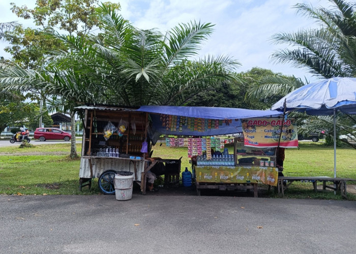 Pedagang Kaki Lima di Taman Segitiga Emas Kayuagung Siap Dipindahkan