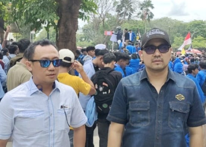 Dosen Turun Lapangan Kawal Mahasiswa, Kapolresta Apresiasi Unjuk Rasa Damai di DPRD Sumsel