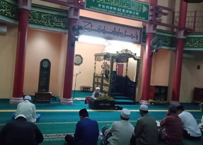 Hati Bergetar, Inilah Kisah Nyata Mualaf di Masjid Cheng Ho Palembang