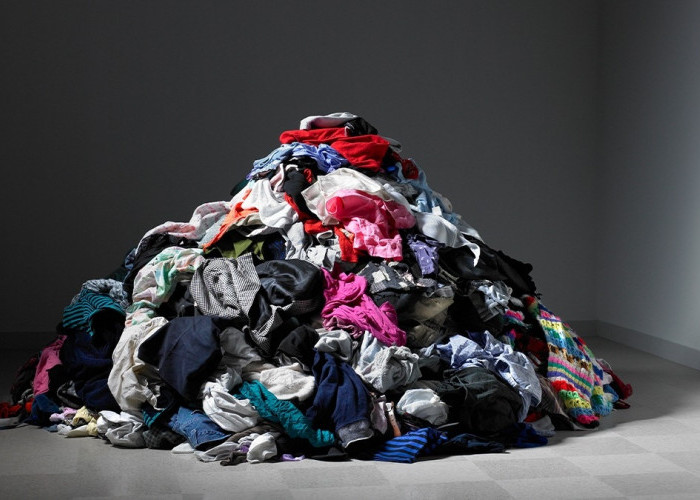 Trend Fashion Terbaru 2024 Sustainable Fashion : Memperpanjang Usia Pakai Dengan Recycling Waste Fashion