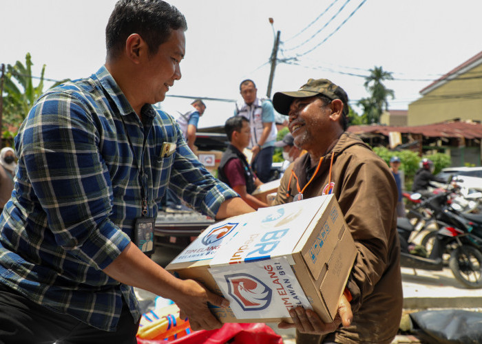 Banjir Terjang Jabodetabek, BRI Peduli Salurkan Bantuan untuk Warga Terdampak