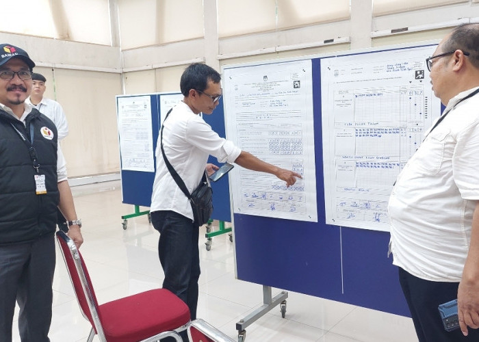 Mengejutkan, Eddy Santana dan Ratu Dewa Unggul di TPS Citra Grand City (CGC) Palembang