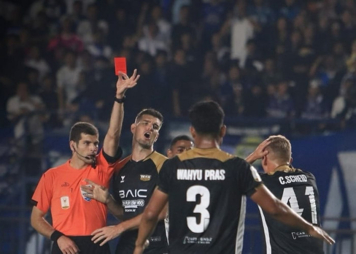 GAGAl TOTAL Ambisi Persib Bandung Juarai Piala Presiden 2025, Arema dan Dewa Berpeluang, Ini Hasil Klasemennya