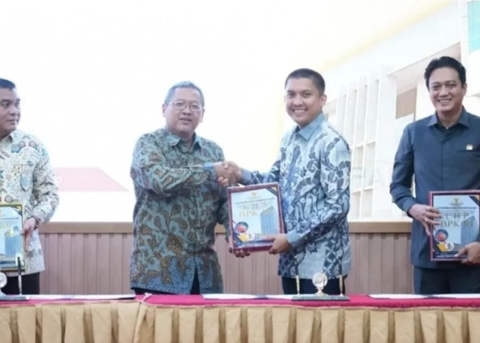 Bupati Ogan Ilir Serahkan LHP TBC Tahun Anggaran 2024 dan 2025 ke BPK RI Perwakilan Sumsel