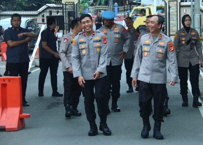 Pastikan Pelayanan Optimal, Kapolda Sumsel  Irjen Pol Dr. Sandi Nugroho Inspeksi Kondisi Mapolda