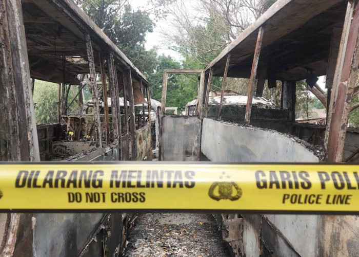 Update 12 Bus Trans Musi Hangus Terbakar, Kapolrestabes Palembang Sebut Ada Hal yang Mencurigakan 