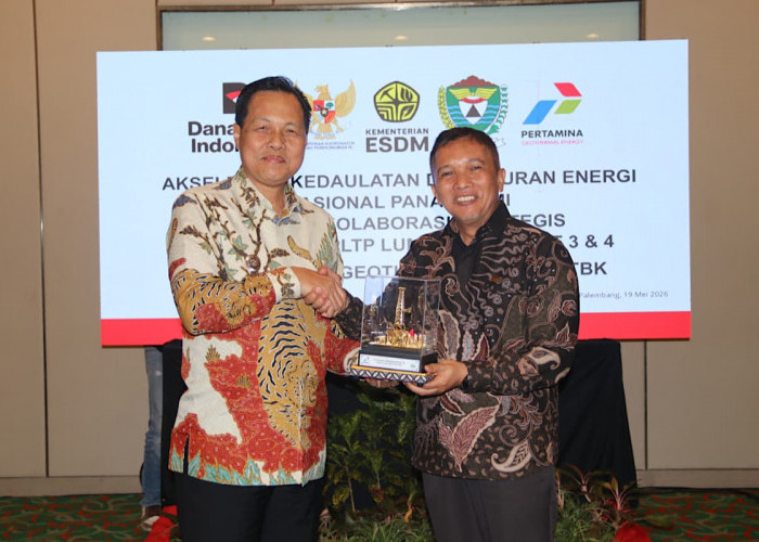 Dorong Transisi Energi Nasional, Warga Lokal Jadi Prioritas Utama Menikmati Listrik