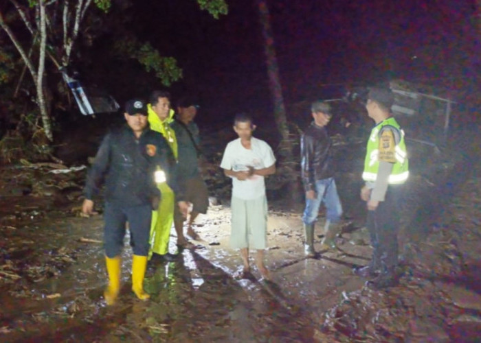 Istirahat di Pondok Tepi Sungai, Pria Asal Baturaja Hilang Terseret Arus Sungai Manna Lahat