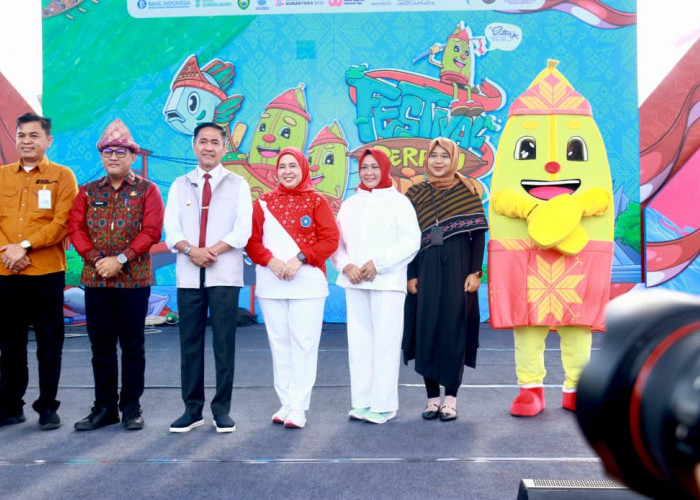Agenda Agustusan, Ratu Dewa Targetkan Puluhan Ribu Pengunjung Festival Perahu Bidar 2025 