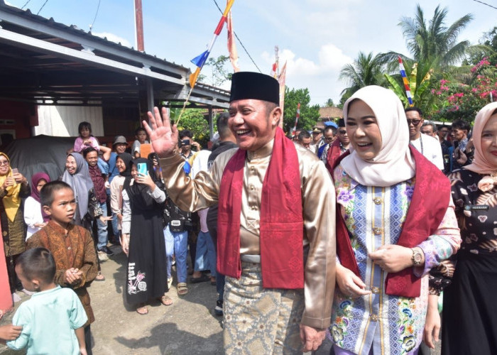 Gubernur Sumsel Herman Deru Ingatkan Warga Desa Tanjung Raman untuk Menjaga Prasasti Bersejarah 
