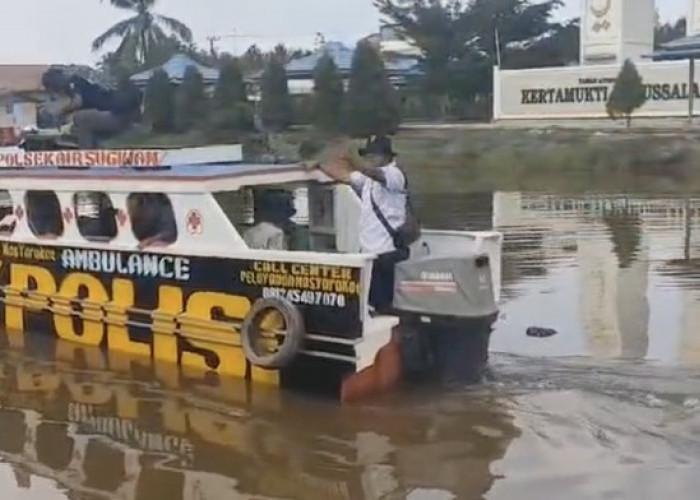 Speedboat Ambulans untuk Bantu Warga, Kapolsek Air Sugihan OKI Diganjar PIN Emas Kapolda Sumsel